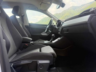 Audi Q3 40 TDI quattro S tronic Business (13)