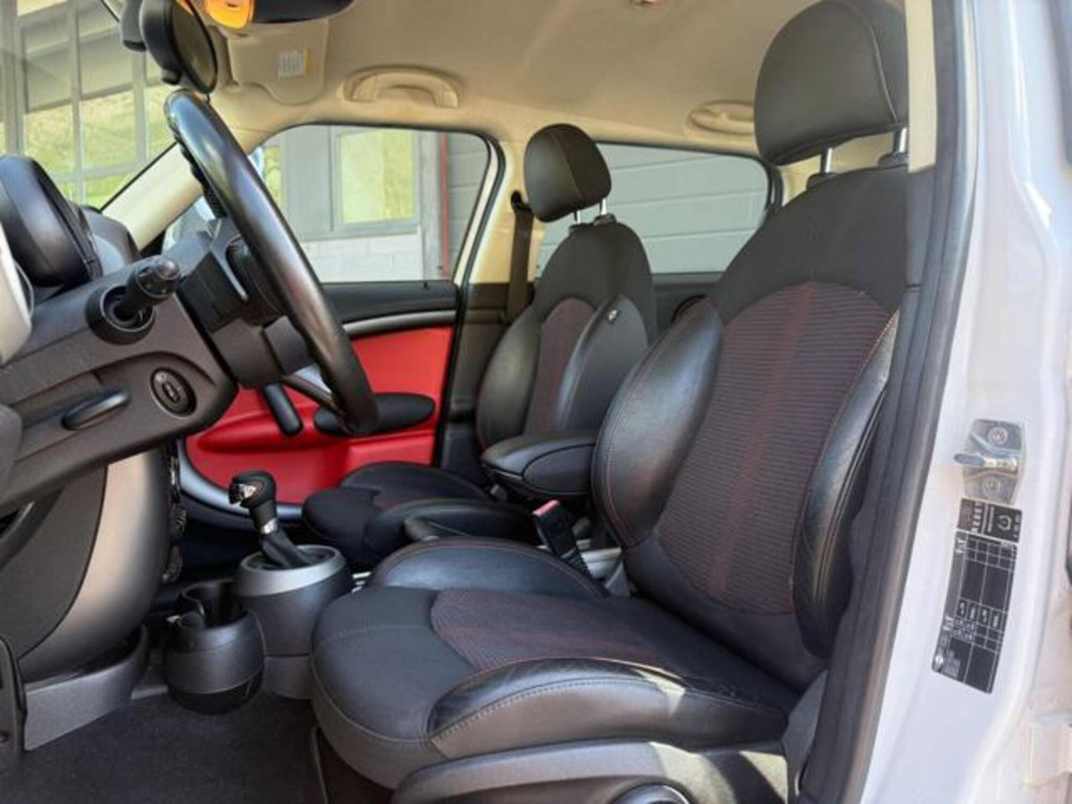 MINI Mini Countryman 2.0 Cooper SD Countryman (11)