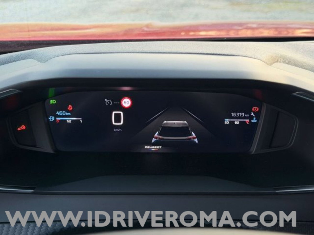 Peugeot 2008 PureTech 100 S&S Allure (9)
