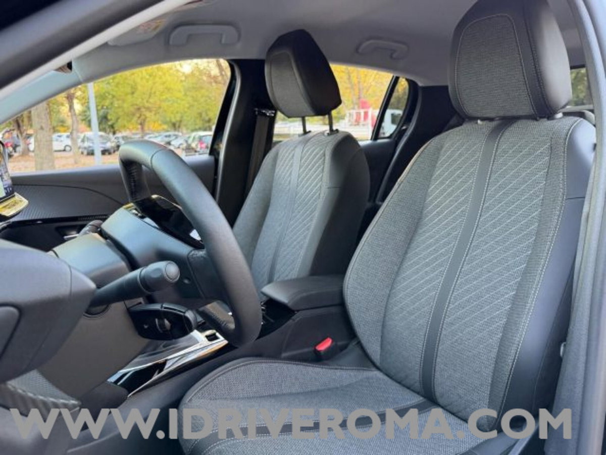 Peugeot 208 1.2 puretech Allure s&s 100cv (8)