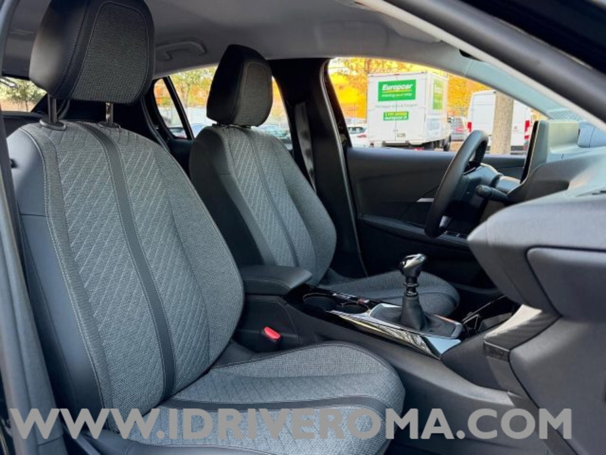 Peugeot 208 1.2 puretech Allure s&s 100cv (9)