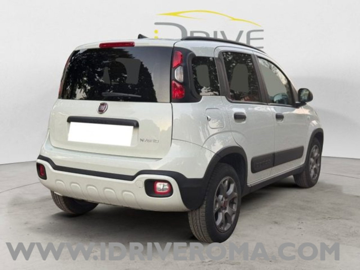 Fiat Panda 1.0 FireFly S&S Hybrid City Cross (6)