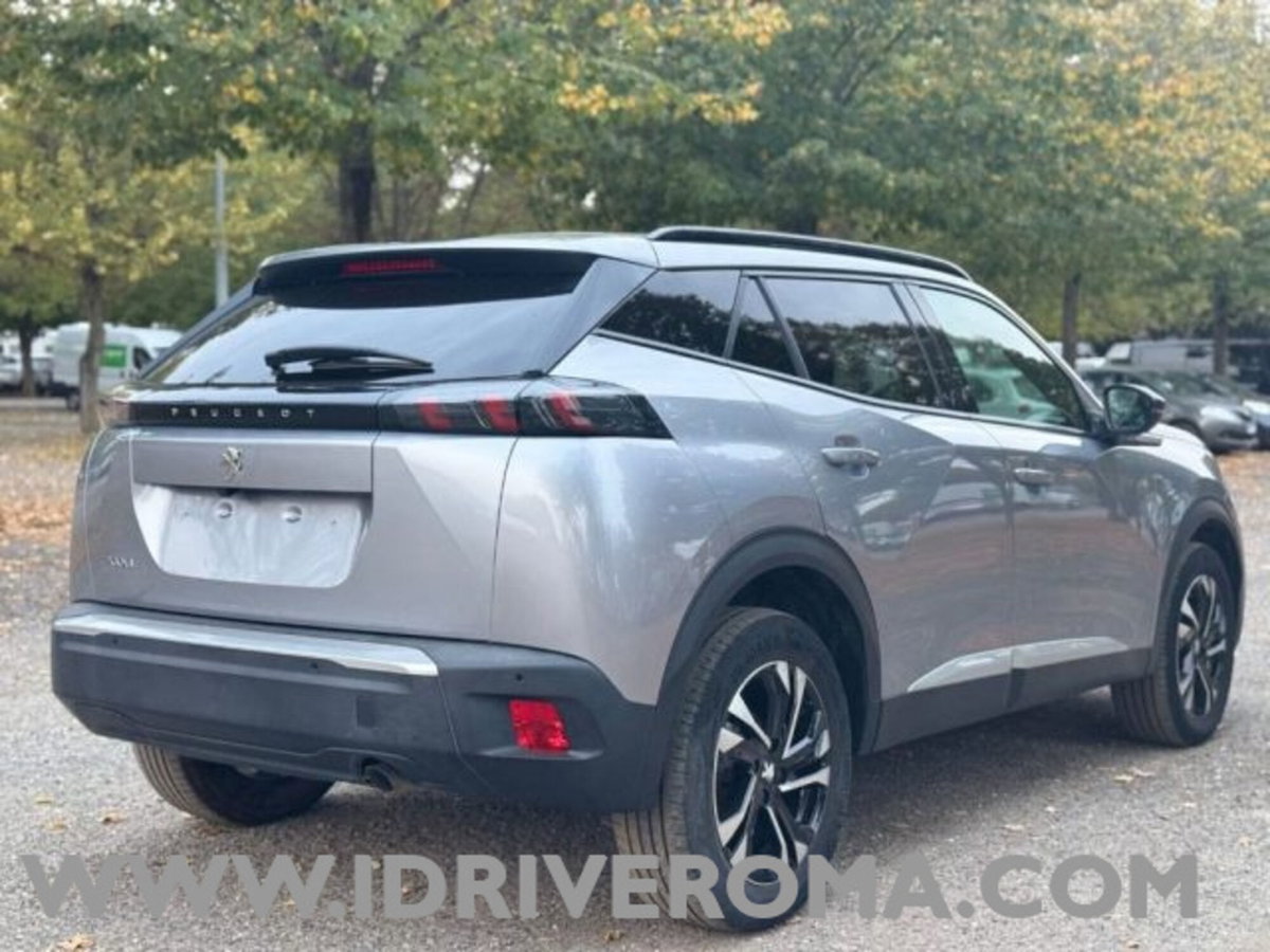 Peugeot 2008 PureTech 100 S&S Allure (4)