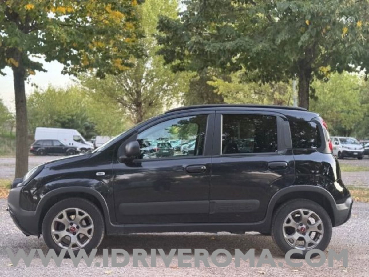Fiat Panda 1.0 FireFly S&S Hybrid City Cross (7)