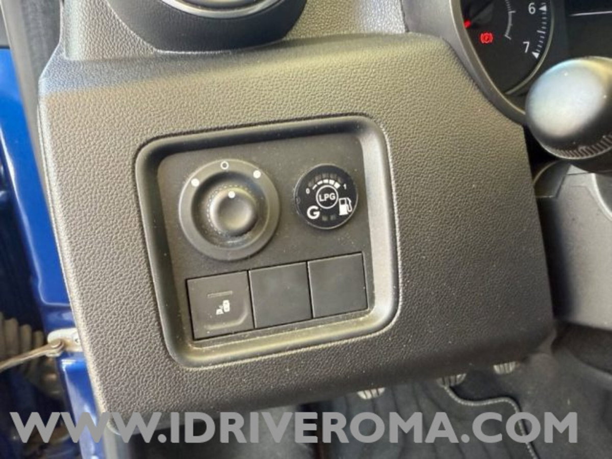 Dacia Duster 1.0 TCe GPL 4x2 Prestige Up (15)
