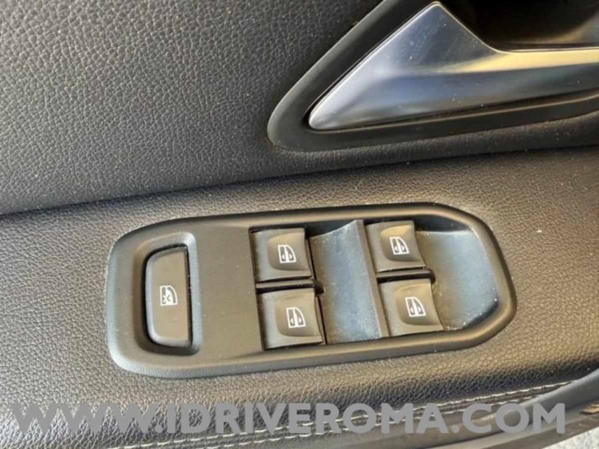 Dacia Duster 1.0 TCe GPL 4x2 Prestige Up (17)