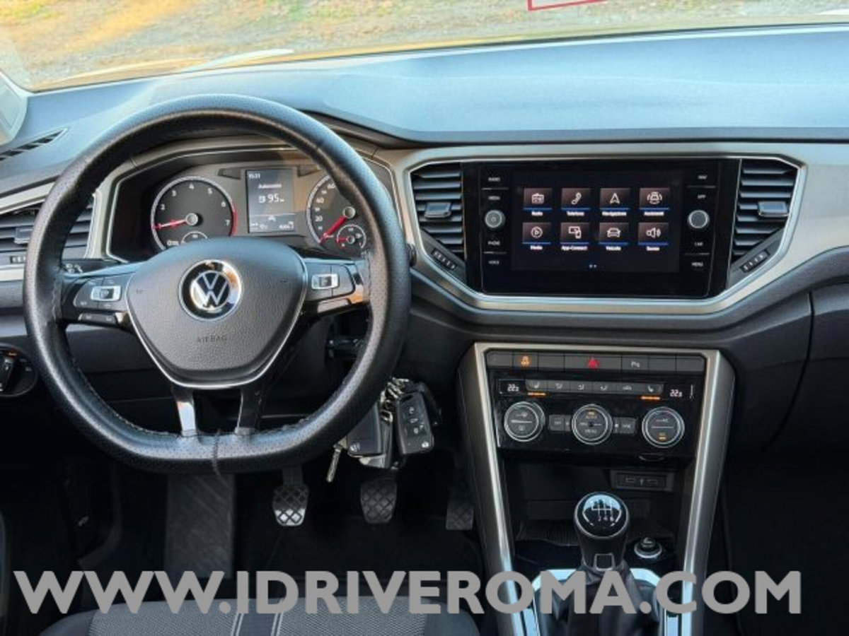 Volkswagen T-Roc 1.0 tsi Edition 110cv (7)