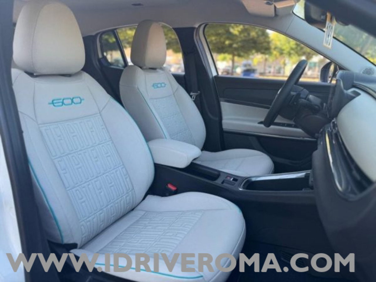 Fiat 600 1.2 La Prima 100cv (11)