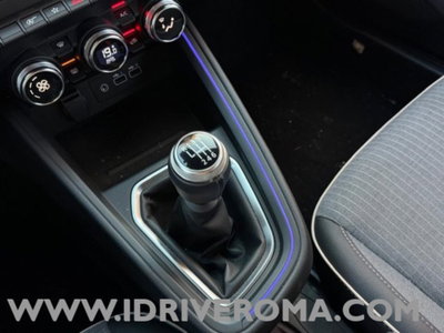 Renault Clio 1.0 tce Techno 90cv (14)