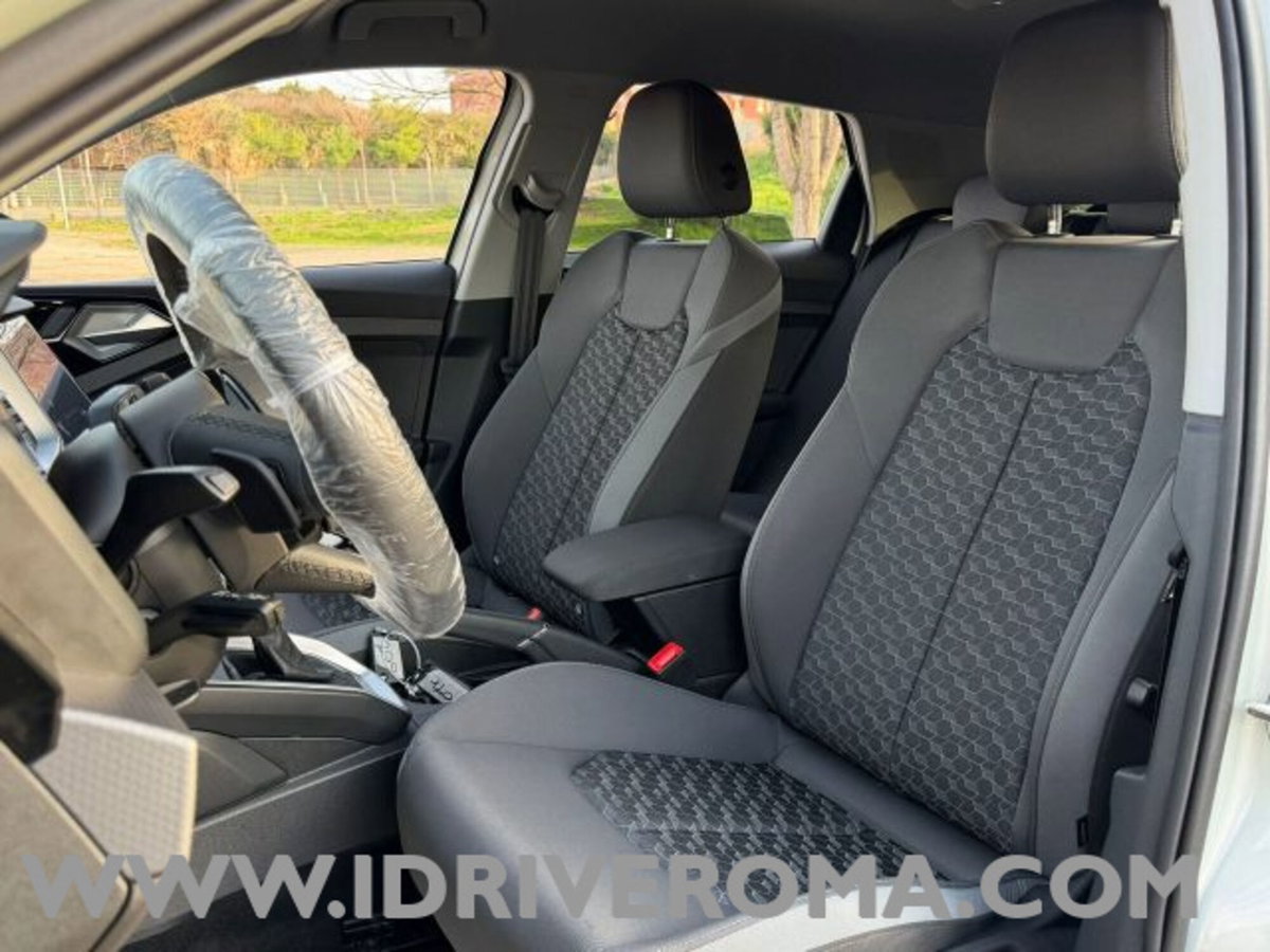 Audi A1 Sportback 30 1.0 tfsi S Line Edition 116cv s-tronic (8)