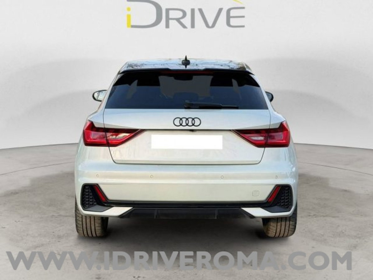 Audi A1 Sportback 30 1.0 tfsi S Line Edition 116cv s-tronic (5)