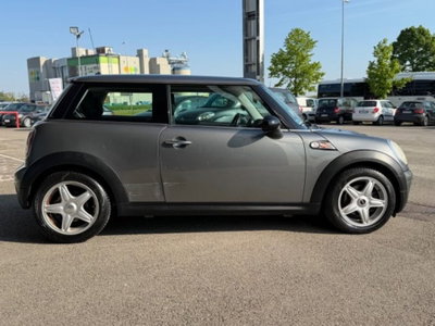 MINI Mini 1.4 16V One (55kW) (7)