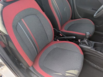 Fiat Punto 1.4 S&S 8V Dualogic 5 porte Lounge (8)