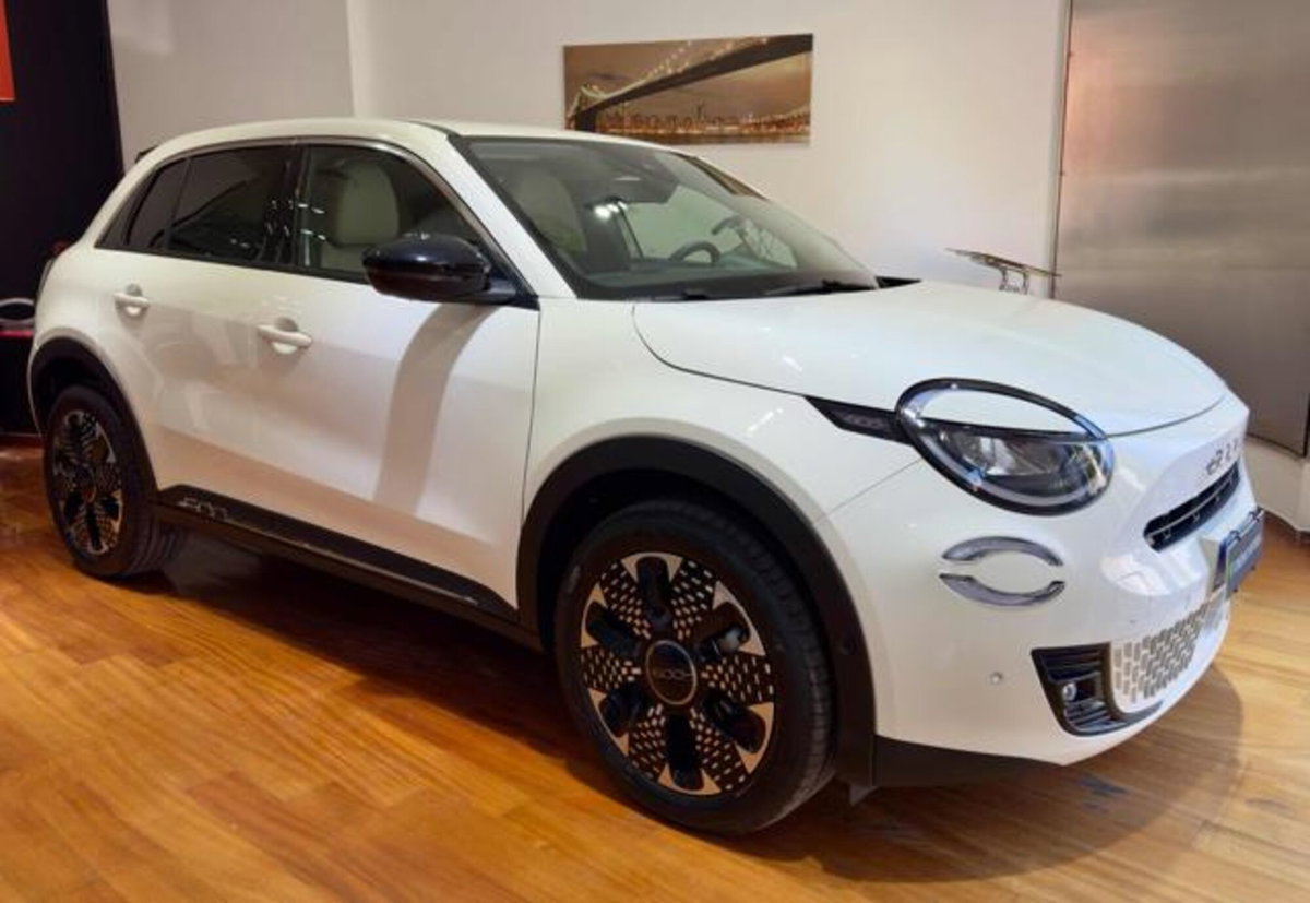 Fiat 600 1.2 hybrid La Prima 110cv auto