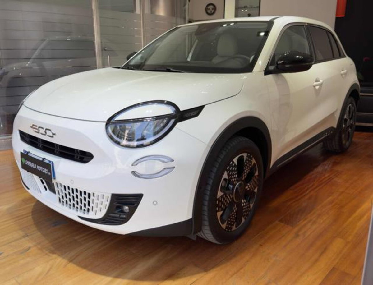 Fiat 600 1.2 hybrid La Prima 110cv auto (3)