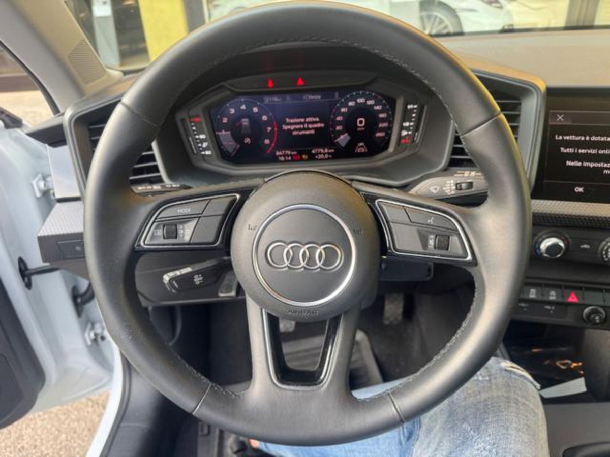 Audi A1 Sportback Sportback 25 1.0 tfsi Business (10)