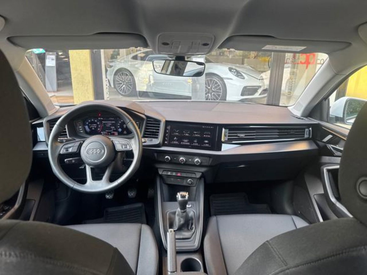 Audi A1 Sportback Sportback 25 1.0 tfsi Business (11)