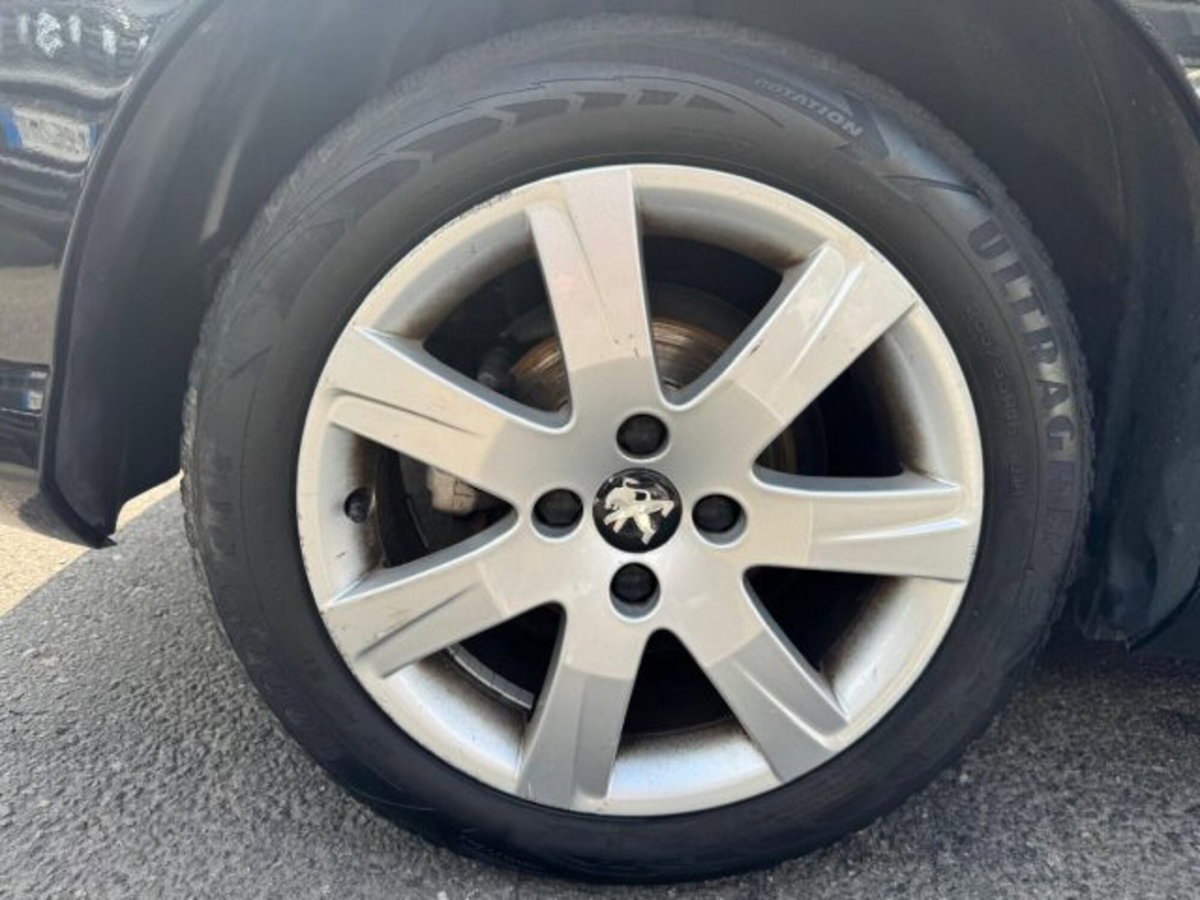 Peugeot 308 SW 1.6 8V e-HDi 115CV Stop&Start Sport (20)