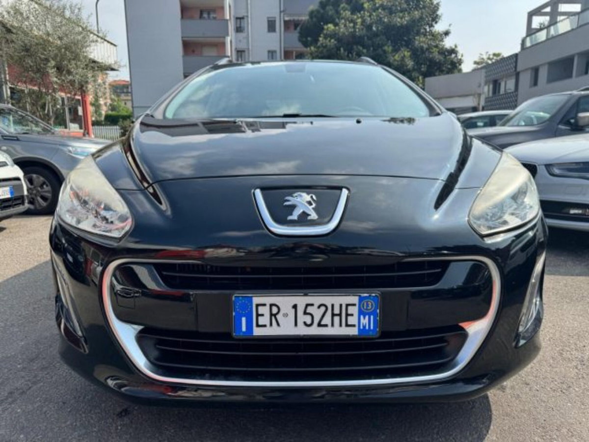 Peugeot 308 SW 1.6 8V e-HDi 115CV Stop&Start Sport (3)