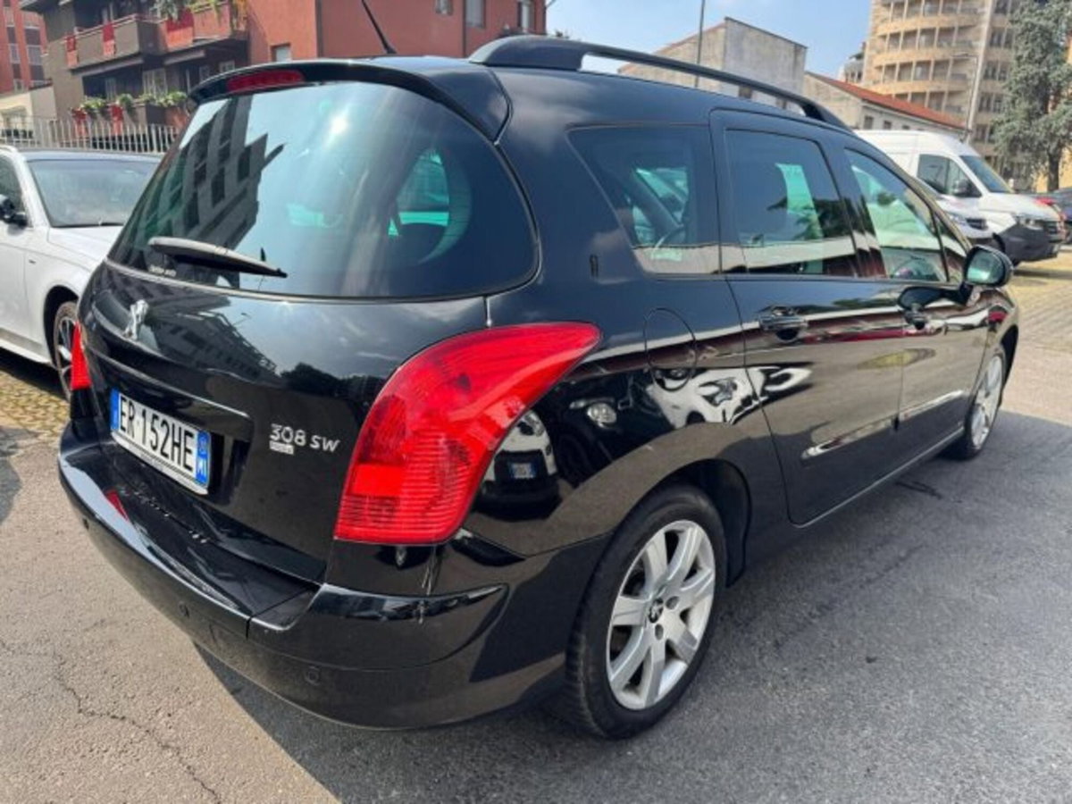Peugeot 308 SW 1.6 8V e-HDi 115CV Stop&Start Sport (6)