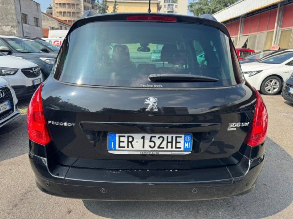 Peugeot 308 SW 1.6 8V e-HDi 115CV Stop&Start Sport (7)