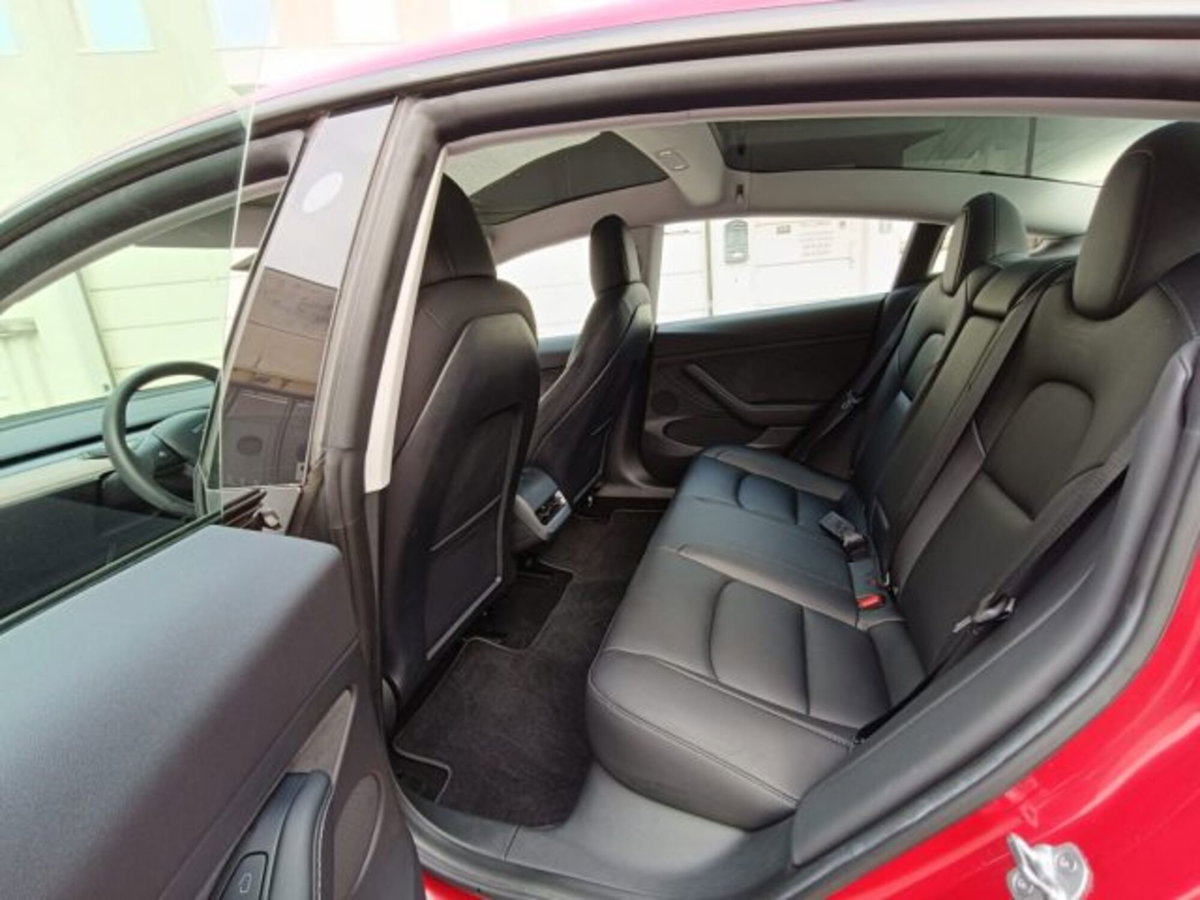 Tesla Model 3 Model 3 Long Range Dual Motor AWD (10)