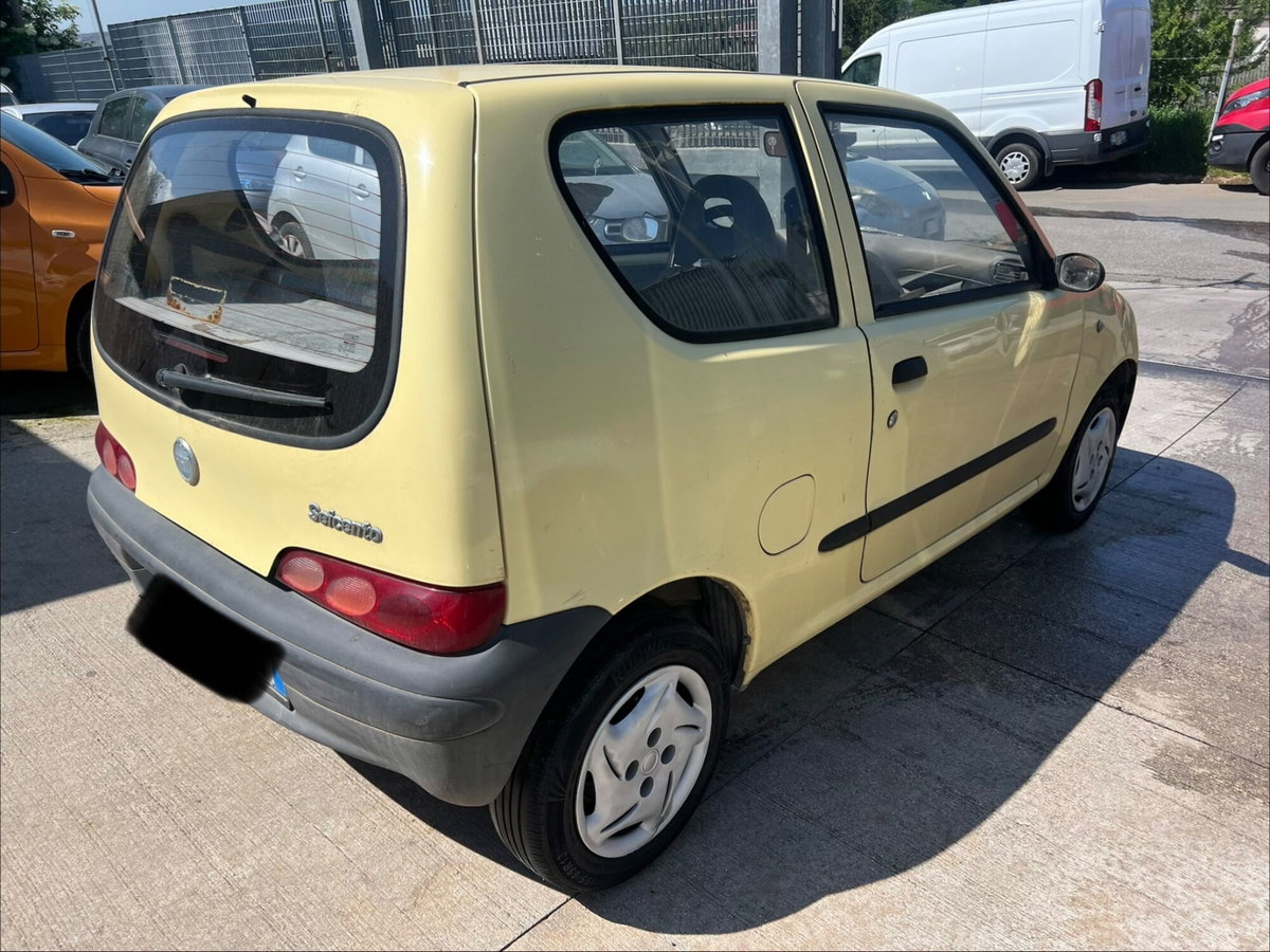 Fiat 600 1.1 Class (8)