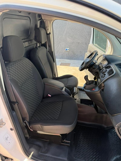 Renault Kangoo 1.5 dCi 90CV 5 porte Extrem (11)