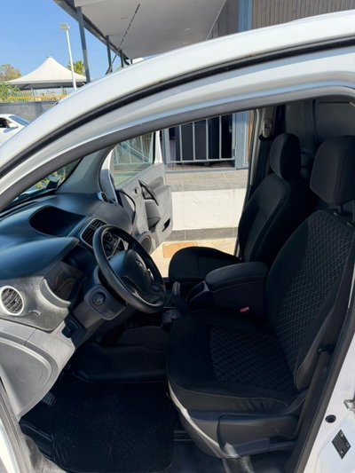 Renault Kangoo 1.5 dCi 90CV 5 porte Extrem (9)