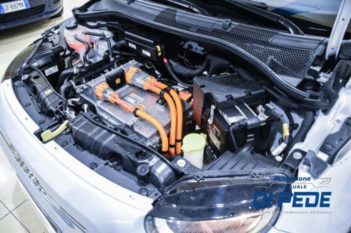 Fiat 500 Cabrio 42 kWh (12)