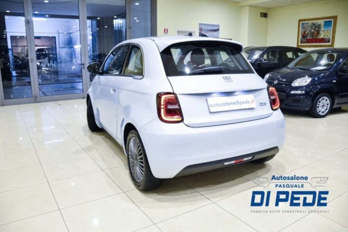Fiat 500 Cabrio 42 kWh (6)