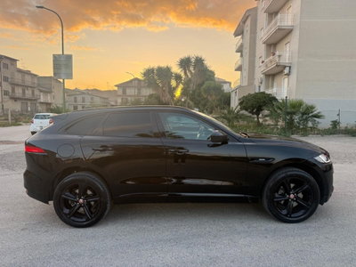 Jaguar F-Pace 2.0 D 180 CV AWD R-Sport (2)