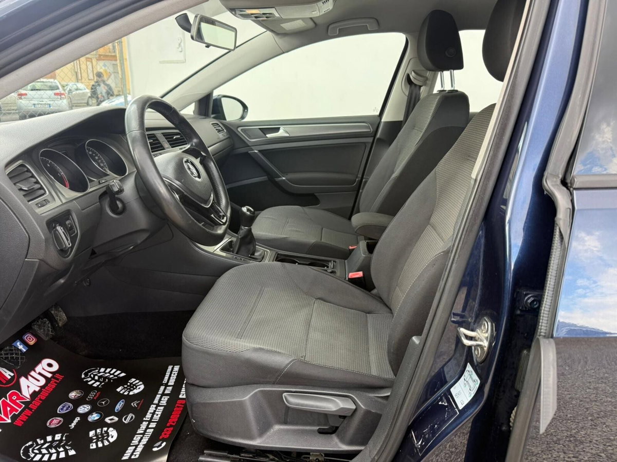 Volkswagen Golf 1.6 TDI DPF 5p. Comfortline (10)