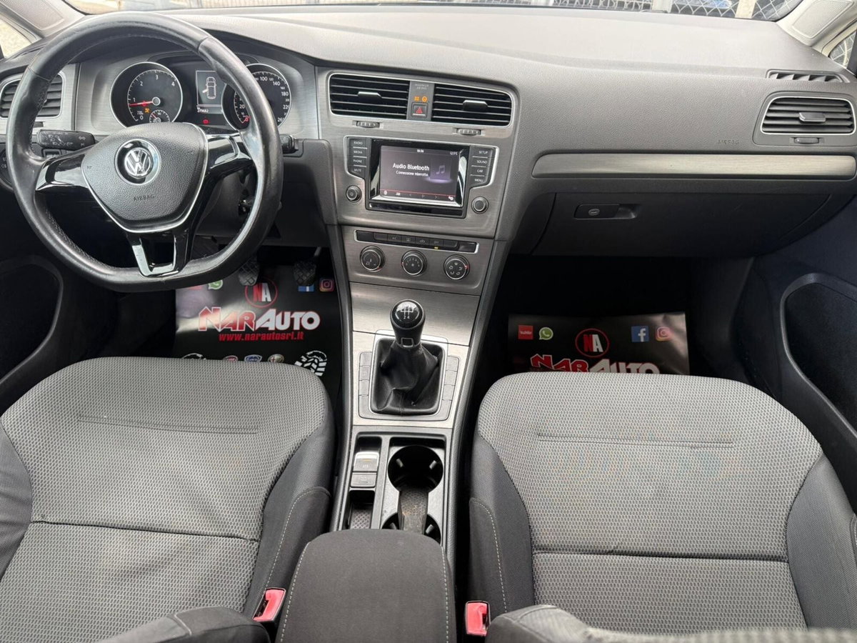 Volkswagen Golf 1.6 TDI DPF 5p. Comfortline (16)