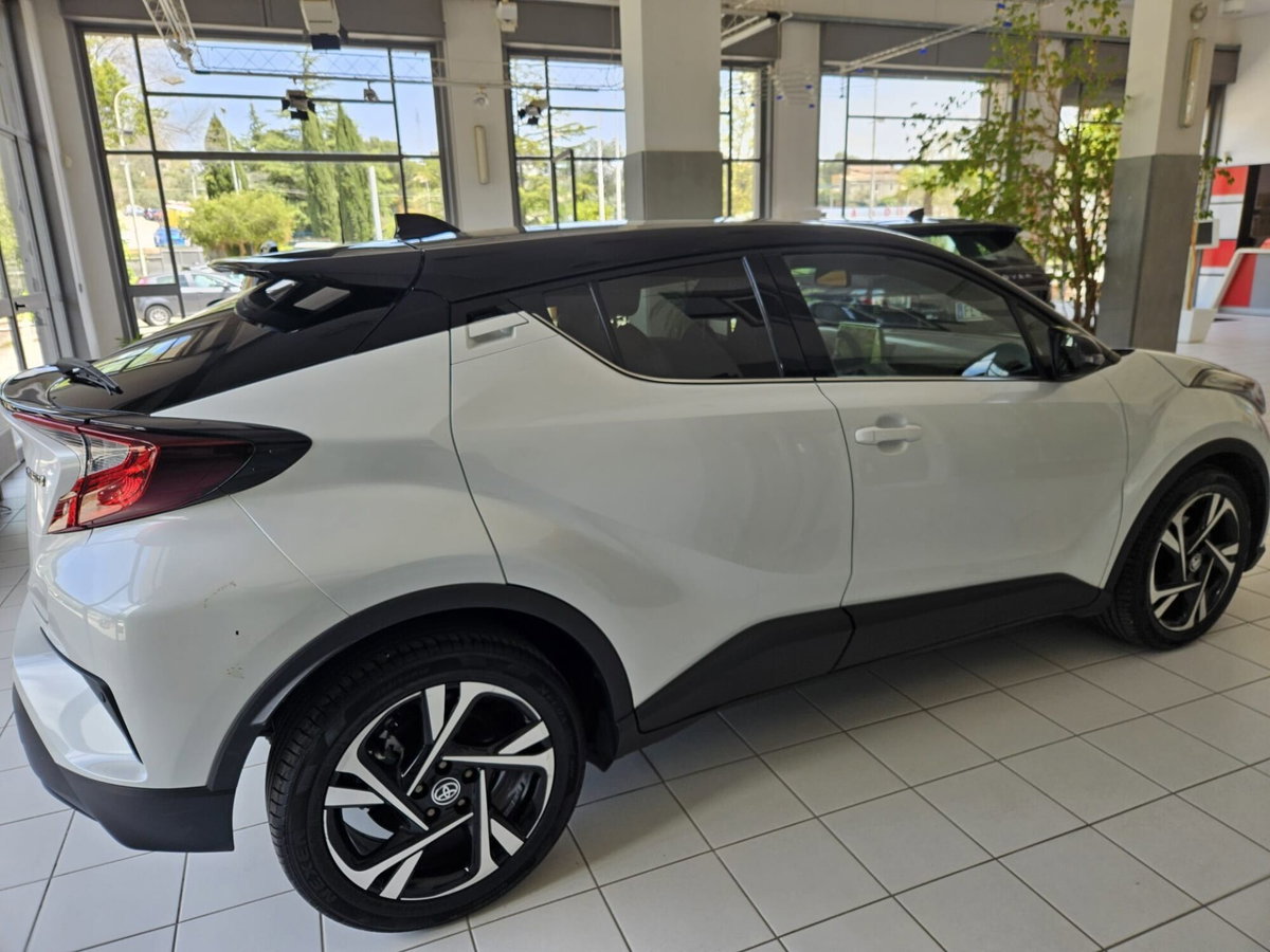 Toyota Toyota C-HR 1.8 Hybrid E-CVT Trend (13)