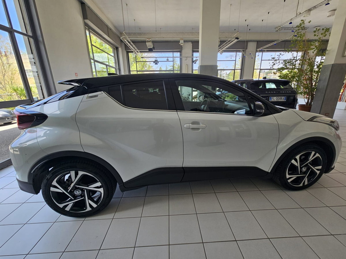 Toyota Toyota C-HR 1.8 Hybrid E-CVT Trend (14)