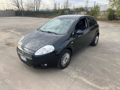 Fiat Grande Punto 1.4 Starjet 16V 3 porte Emotion usata