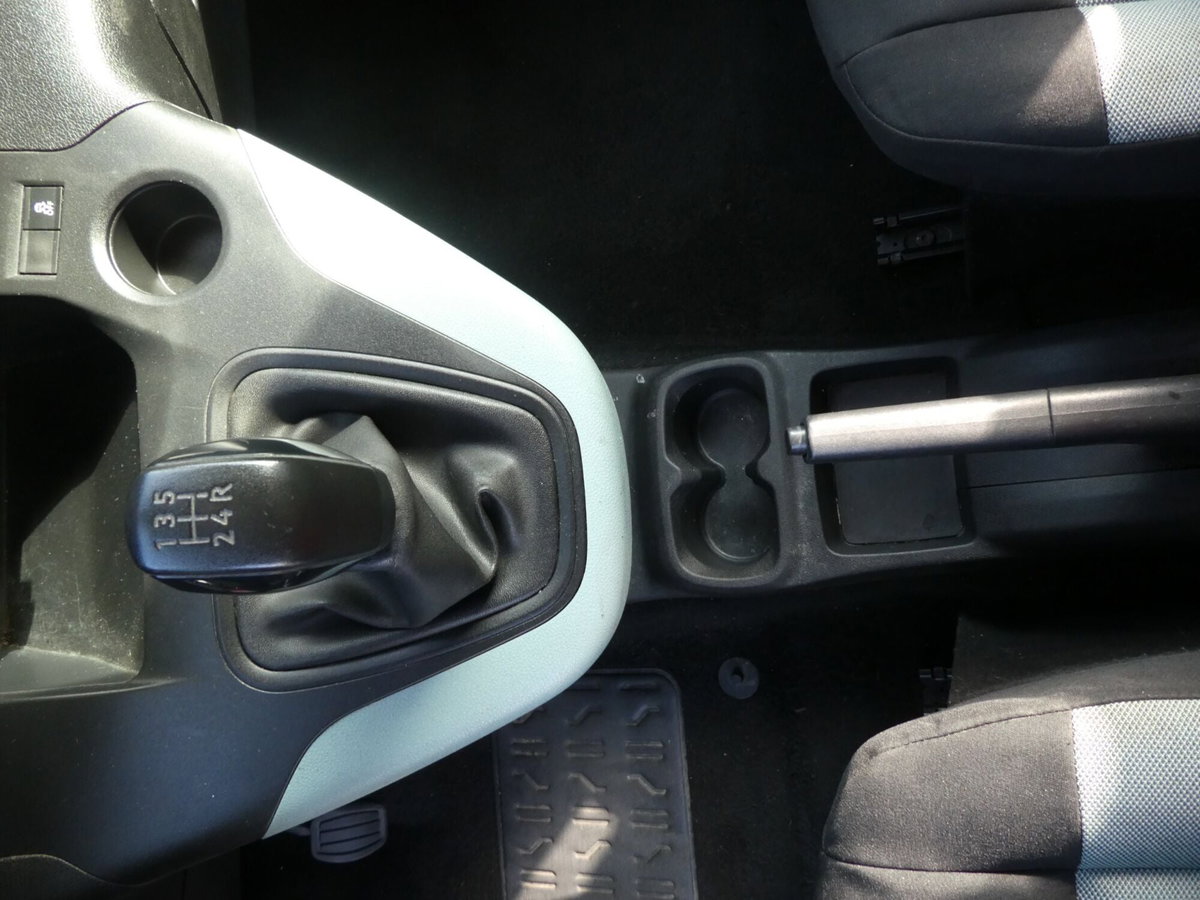 Citroen Berlingo BlueHDi 100 M Feel (11)