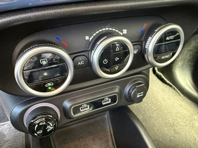 Fiat 500L 1.4 95 CV Trekking (13)