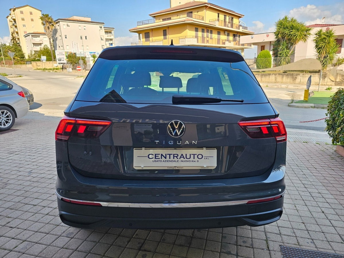 Volkswagen Tiguan 2.0 TDI 150 CV SCR DSG 4MOTION Life (5)