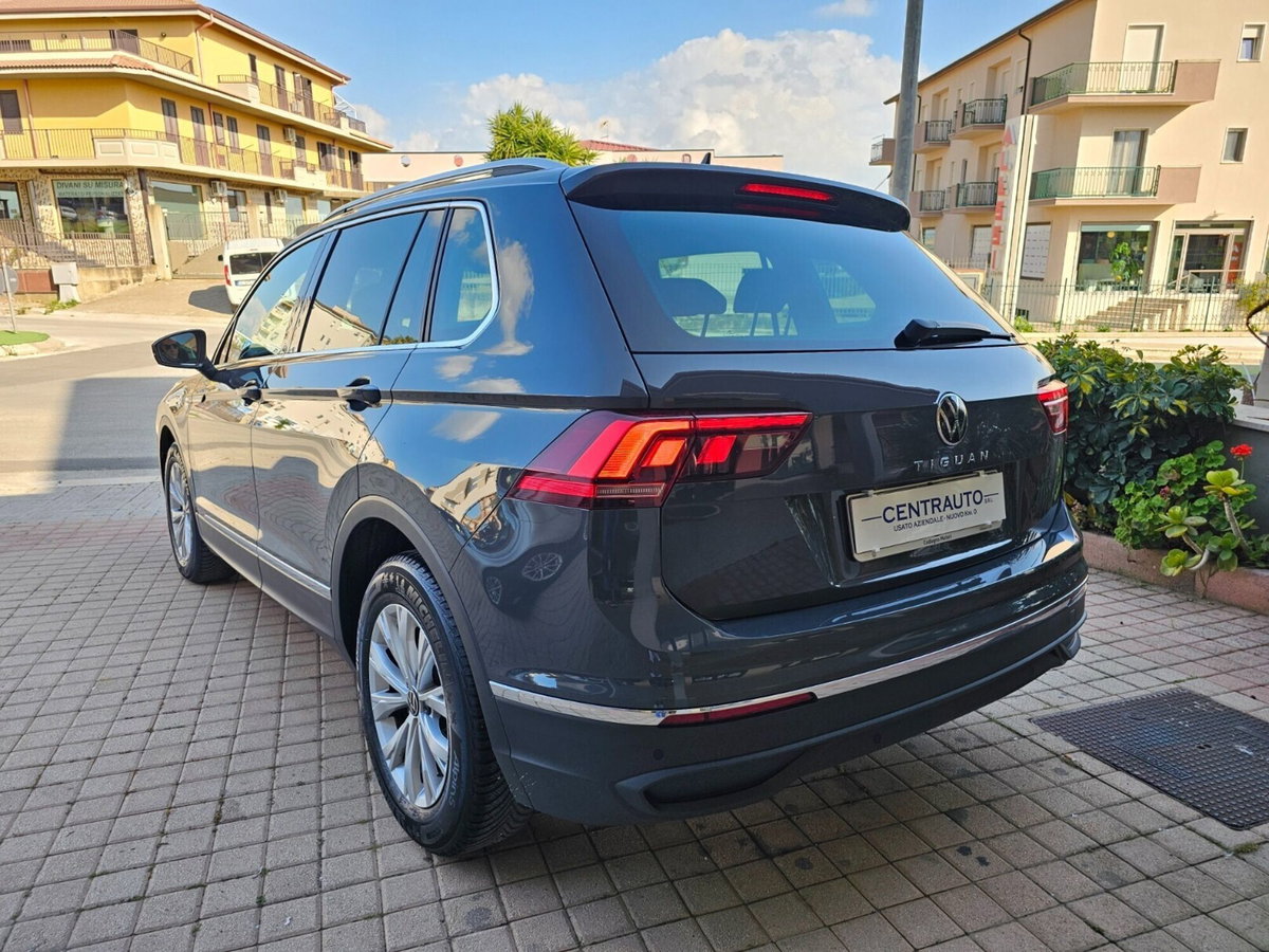Volkswagen Tiguan 2.0 TDI 150 CV SCR DSG 4MOTION Life (6)