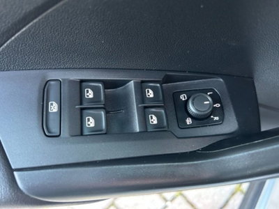 Volkswagen T-Cross 1.0 tsi Life 95cv (14)