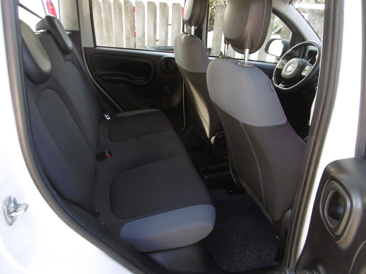 Fiat Panda 0.9 TwinAir Turbo Natural Power Lounge (14)