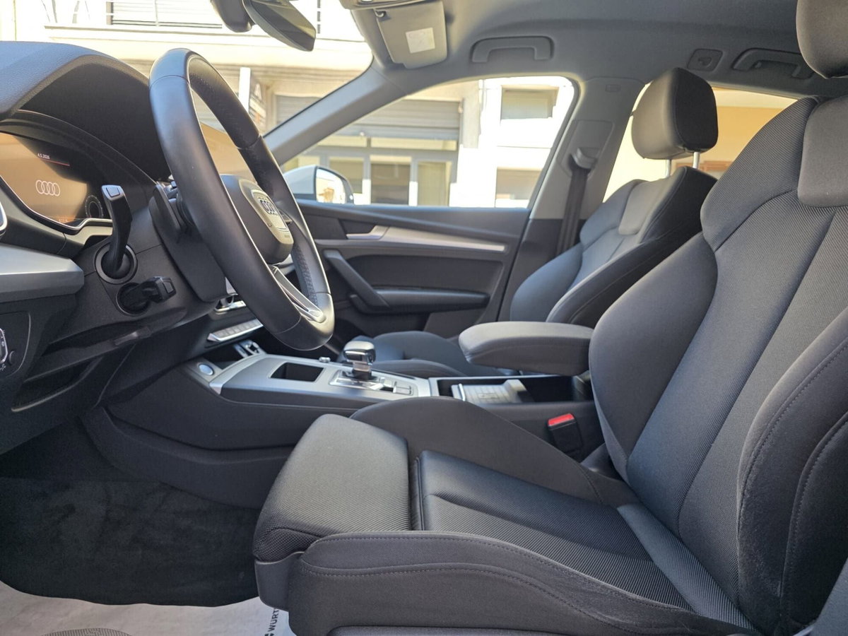 Audi Q5 40 TDI 204 CV quattro S tronic (13)