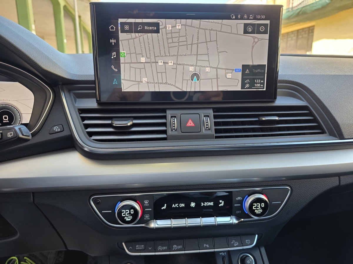 Audi Q5 40 TDI 204 CV quattro S tronic (16)