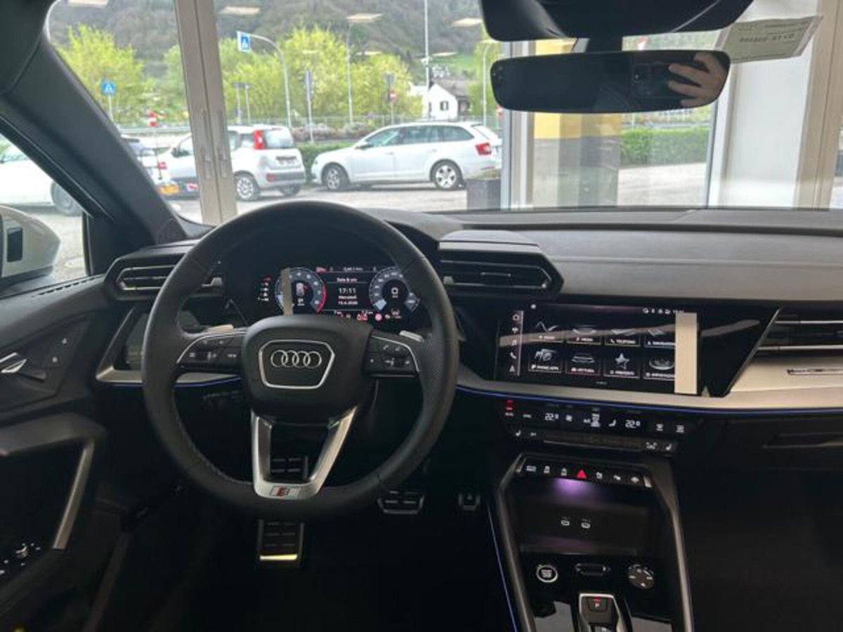 Audi A3 Sportback 35 TFSI S tronic S line edition (14)