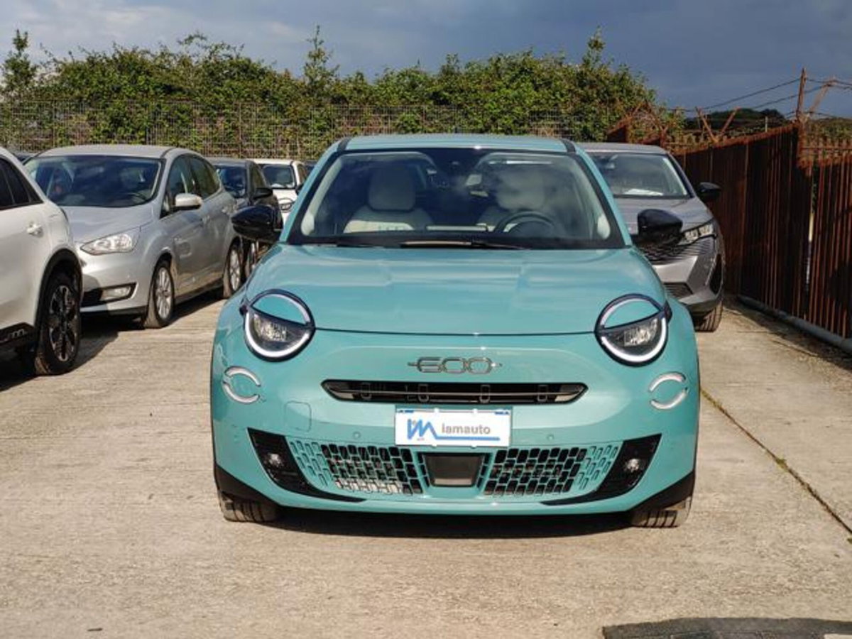 Fiat 600 1.2 hybrid La Prima II 110cv auto (2)