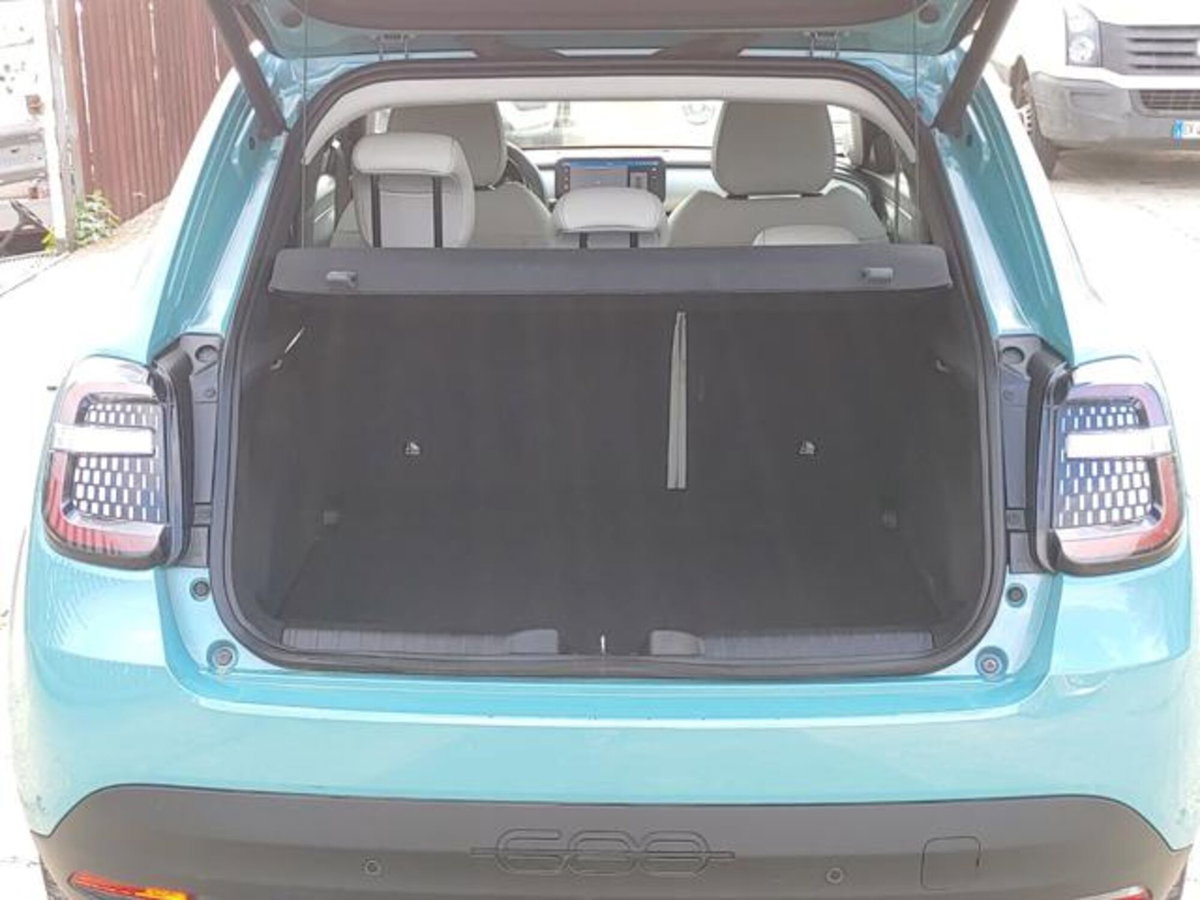 Fiat 600 1.2 hybrid La Prima II 110cv auto (7)