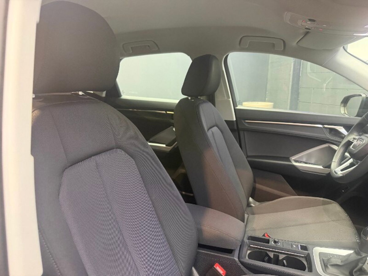 Audi Q3 Sportback 35 TFSI S tronic Business Plus (13)