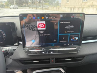 Volkswagen T-Roc 1.5 etsi Life 115cv dsg (13)
